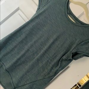 Lululemon green t shirt. Fits like a large or 10